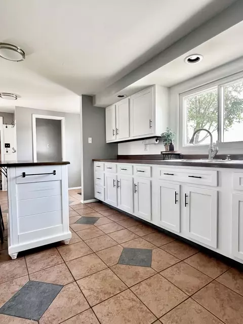 4941 E County Line Rd, Springfield, OH 45502 photo 9