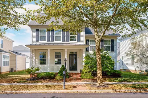 5031 Blackstone Edge Dr, New Albany, OH 43054