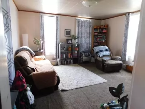 706 3rd St, Logan, OH 43138 photo 6