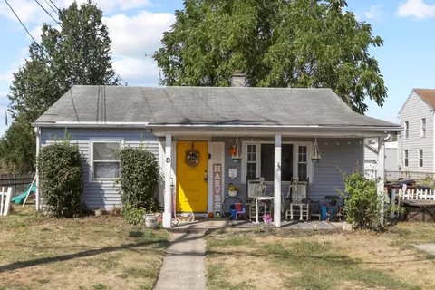 8 Washington St, Canal Winchester, OH 43110