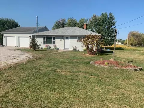 4094 S County Line Rd, Johnstown, OH 43031