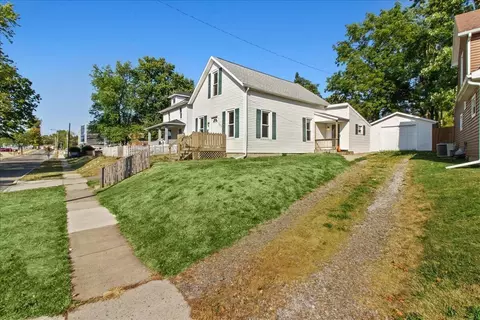 548 N Madriver St, Bellefontaine, OH 43311