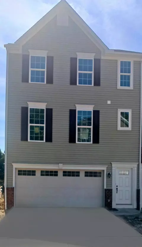 6899 Henley Dr, Reynoldsburg, OH 43068