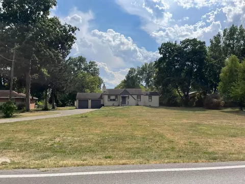 1359 E Cooke Rd, Columbus, OH 43224