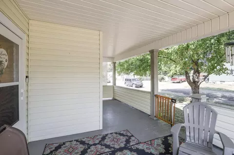 676 Frederick St, Lancaster, OH 43130 photo 4