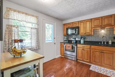 Kitchen - 3512 Kerry Ct, Columbus, OH 43221 photo 1 of 6