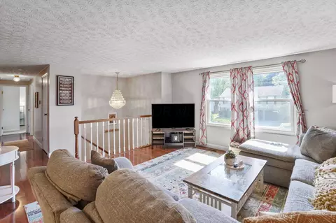 Living - 3512 Kerry Ct, Columbus, OH 43221 photo 1 of 1