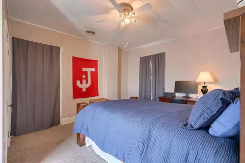 Bedroom - 327 Pearl St, Jackson, OH 45640 photo 7 of 7