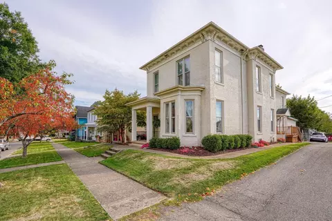 Exterior - 327 Pearl St, Jackson, OH 45640 photo 2 of 10
