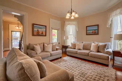 Living - 327 Pearl St, Jackson, OH 45640 photo 1 of 2