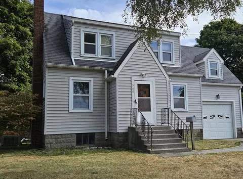 360 Bradford St, Marion, OH 43302