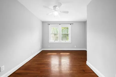 186 E Pacemont Rd, Columbus, OH 43202 photo 29