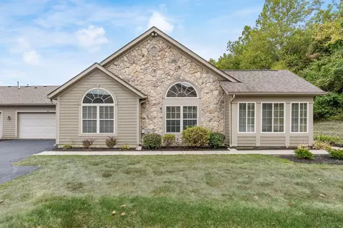 174 Jamie Lynn Cir, Pickerington, OH 43147