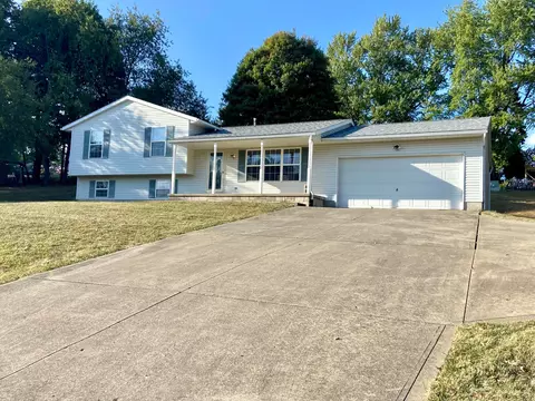 88 Baldwin Ct, Howard, OH 43028