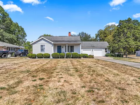 1740 Parsons Ln, Newark, OH 43055