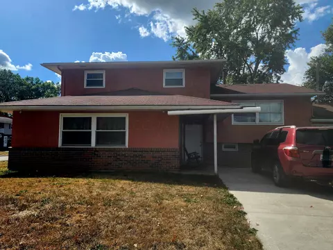 389 Goshen Ln, Columbus, OH 43230