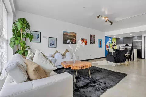 767 N High St #R208, Columbus, OH 43215