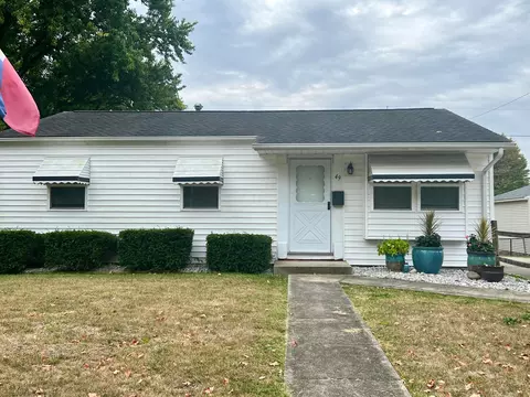 49 Harris Ave, Newark, OH 43055
