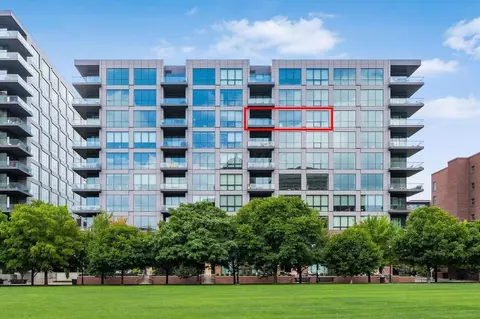 225 John H Mcconnell Blvd #805, Columbus, OH 43215