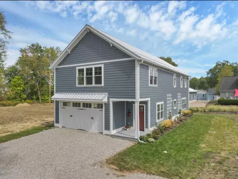 44 Wellsley Ct, Buckeye Lake, OH 43008