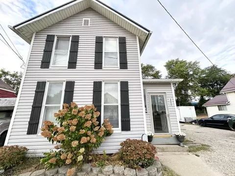 300 Summer St, Newark, OH 43055