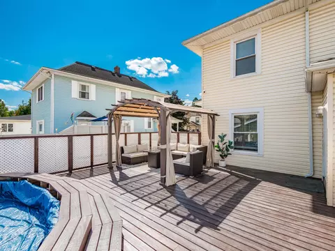 Exterior - 604 Windsor St, Marion, OH 43302 photo 7 of 11