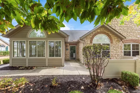 689 Old Dover Rd, Westerville, OH 43082