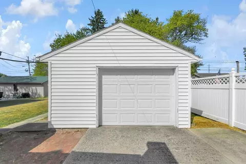Exterior - 704 Park St, Prospect, OH 43342 photo 6 of 8