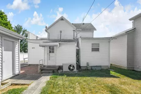 Exterior - 704 Park St, Prospect, OH 43342 photo 4 of 8