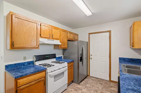 Kitchen - 219 E Arch St, Mansfield, OH 44902 photo 2 of 2