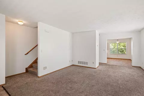 Living - 219 E Arch St, Mansfield, OH 44902 photo 3 of 3