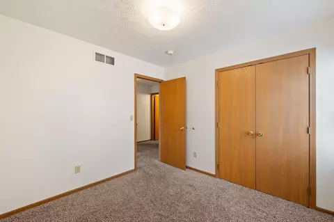 Bedroom - 219 E Arch St, Mansfield, OH 44902 photo 5 of 9