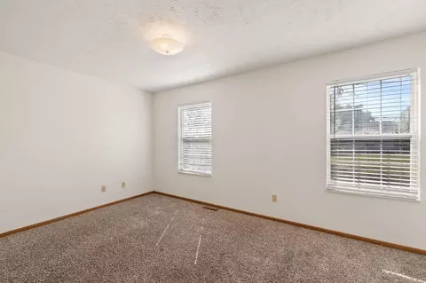 Bedroom - 219 E Arch St, Mansfield, OH 44902 photo 1 of 9