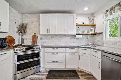 1327 Vauxhall Pl, Columbus, OH 43204