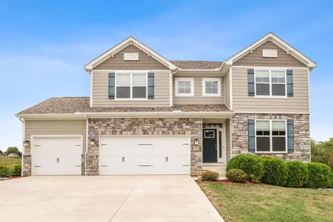 1803 Bent Creek Dr N, Lancaster, OH 43130