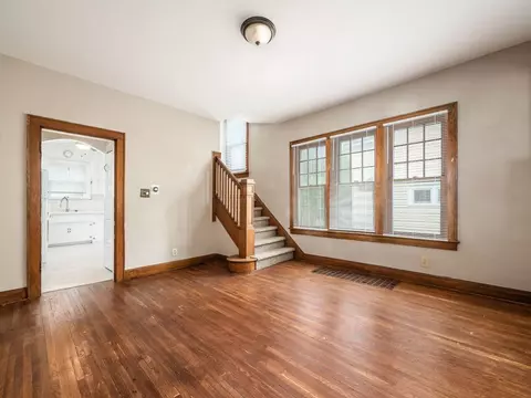 225-227 E Como Ave, Columbus, OH 43202 photo 11