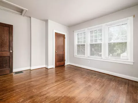225-227 E Como Ave, Columbus, OH 43202 photo 22