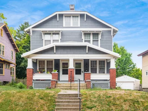 225-227 E Como Ave, Columbus, OH 43202