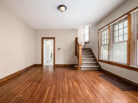 225-227 E Como Ave, Columbus, OH 43202 photo 10