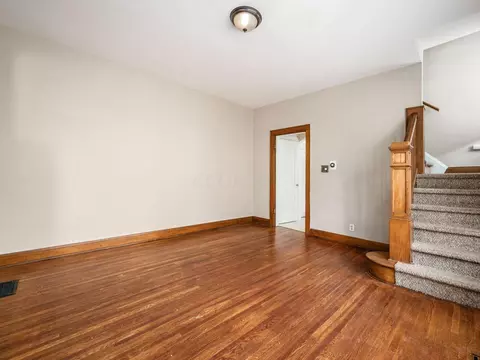 225-227 E Como Ave, Columbus, OH 43202 photo 12