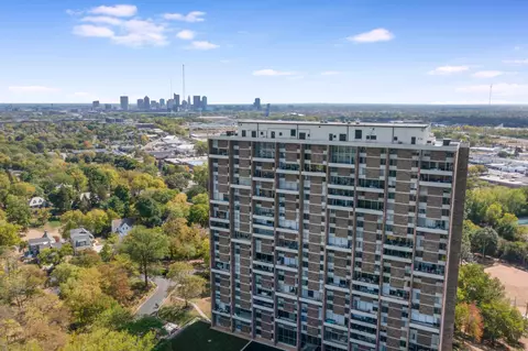 1000 Urlin Ave #2017, Grandview, OH 43212