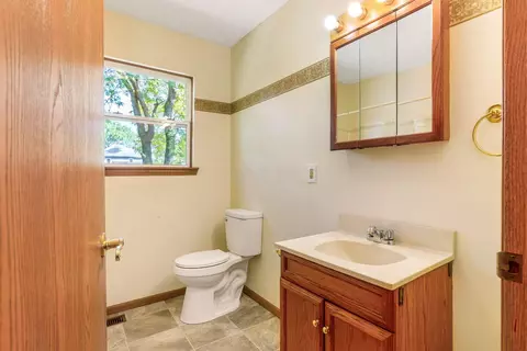 203 Senate St, Marion, OH 43302 photo 32
