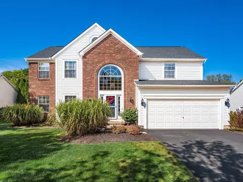 10526 Stoneham Dr, Powell, OH 43065