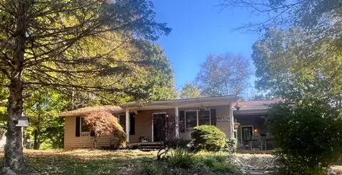3366 Apple Valley Dr, Howard, OH 43028