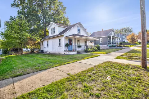 408 E Walnut St, Lancaster, OH 43130 photo 2
