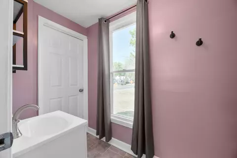 1320 E Weber Rd, Columbus, OH 43211 photo 18