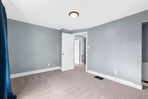 1320 E Weber Rd, Columbus, OH 43211 photo 32