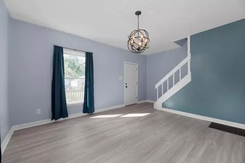 1320 E Weber Rd, Columbus, OH 43211 photo 6