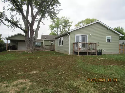 Exterior - 2380 Kingston Pike, Circleville, OH 43113 photo 7 of 8