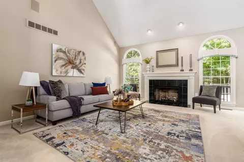 Living - 5596 Caplestone Ln, Dublin, OH 43017 photo 3 of 5
